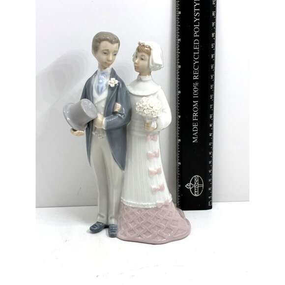 Lladro 4808 Wedding Couple Figurine 8" Bride & Groom With Bouquet Cake Topper - Picture 2 of 11